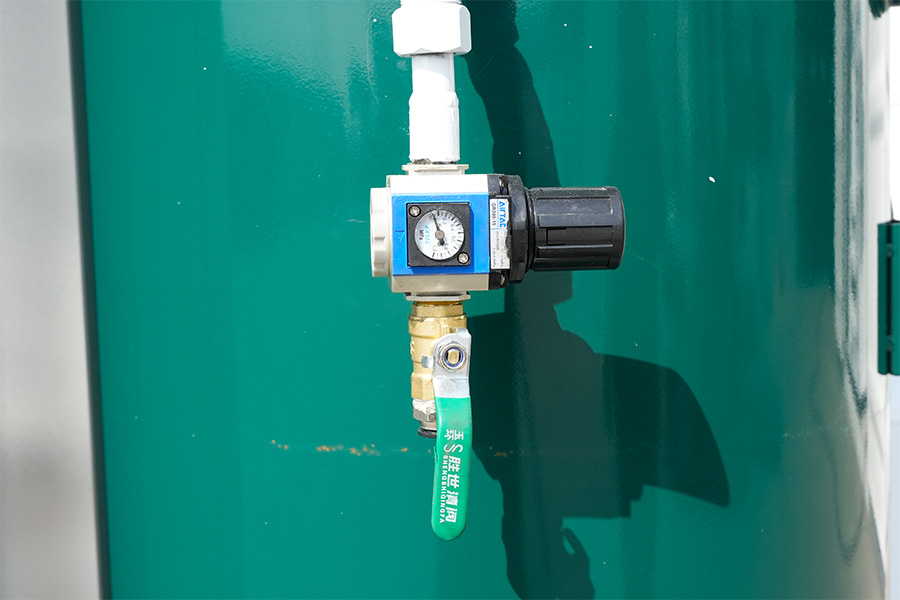 PSA-Stickstoffgenerator in Kastenbauweise mit Fahrgestell